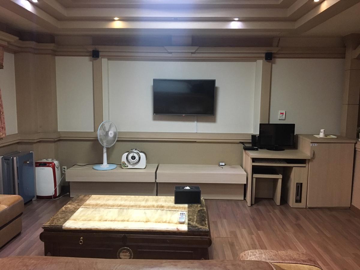 Nobless Hotel Gwangju Metropolitan City Dış mekan fotoğraf